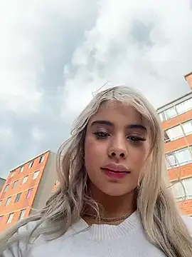 Snapshot of YouCandiSumisa chatting on February 1, 2026, 7:23 pm YouCandiSumisa online show from February 1, 2026, 7:23 pm