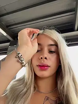 Snapshot of YouCandiSumisa chatting on February 4, 2026, 6:47 pm YouCandiSumisa online show from February 4, 2026, 6:47 pm