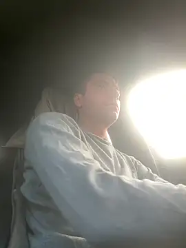 Torissimo92 online show from September 27, 2025, 6:52 am