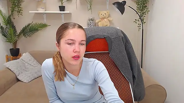 Snapshot of Spicy_Lexi chatting on October 10, 2025, 6:47 am Spicy Lexi online show from October 10, 2025, 6:47 am