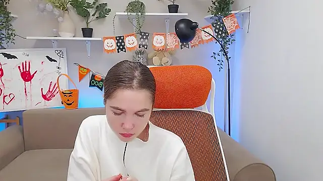 Snapshot of Spicy_Lexi chatting on October 17, 2025, 6:17 am Spicy Lexi online show from October 17, 2025, 6:17 am