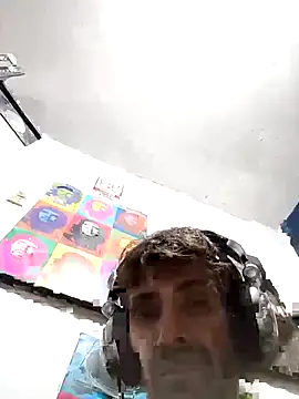 githot online show from September 26, 2025, 6:42 am