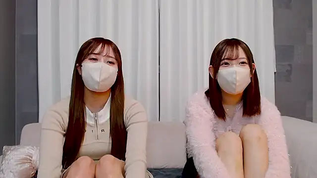 Snapshot of _YUI_CHAN_ chatting on February 9, 2026, 11:30 am YUI CHAN online show from February 9, 2026, 11:30 am