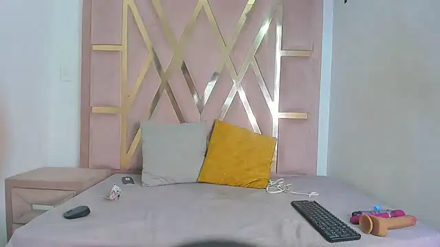 dannyasm online show from November 10, 2025, 12:21 pm