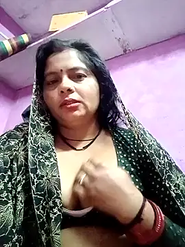 Hot komal1 online show from November 24, 2025, 8:09 pm