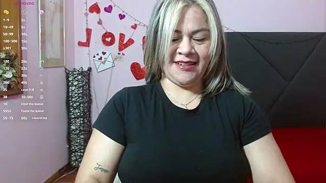 pamela echeverria online show from June 1, 2026, 11:10 am