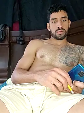 Snapshot of Alexsexygamer chatting on April 12, 2026, 6:44 pm Alexsexygamer online show from April 12, 2026, 6:44 pm