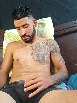 Snapshot of Alexsexygamer chatting on December 3, 2025, 1:10 pm Alexsexygamer online show from December 3, 2025, 1:10 pm