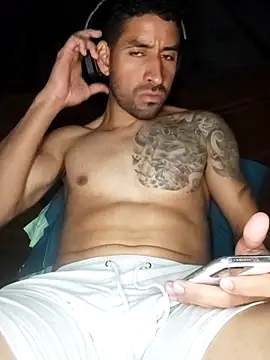 Snapshot of Alexsexygamer chatting on April 2, 2026, 6:47 pm Alexsexygamer online show from April 2, 2026, 6:47 pm