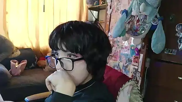 Snapshot of Terraelowen chatting on April 7, 2026, 1:24 pm Terraelowen online show from April 7, 2026, 1:24 pm