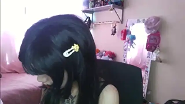 Snapshot of Terraelowen chatting on July 23, 2026, 8:16 pm Terraelowen online show from July 23, 2026, 8:16 pm