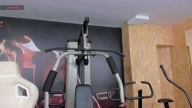 Snapshot of AlaskaAmato chatting on September 30, 2025, 7:31 pm AlaskaAmato online show from September 30, 2025, 7:31 pm