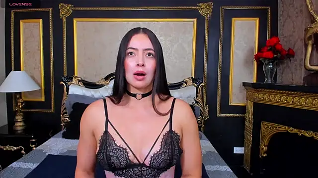 Snapshot of AlaskaAmato chatting on November 2, 2025, 6:57 pm AlaskaAmato online show from November 2, 2025, 6:57 pm