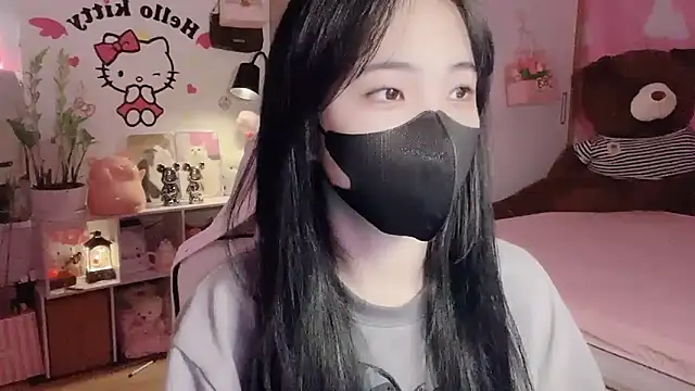 keelinnn19 online show from March 18, 2026, 9:37 pm