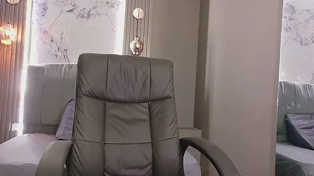 angeles azul online show from April 8, 2026, 3:24 pm