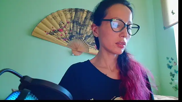 KiotoShine online show from November 12, 2025, 12:09 pm