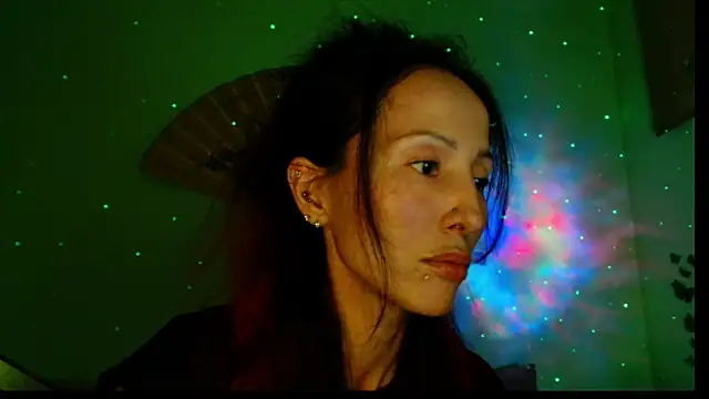 KiotoShine online show from November 4, 2025, 6:22 pm