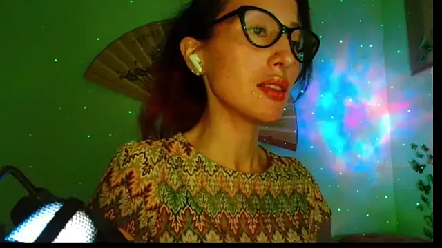 KiotoShine online show from October 24, 2025, 5:23 pm