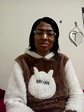 Snapshot of SEXYMOANSXX chatting on April 25, 2026, 6:49 am SEXYMOANSXX online show from April 25, 2026, 6:49 am