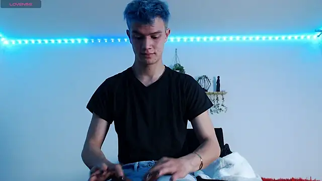 nicktorn online show from June 5, 2026, 1:39 pm