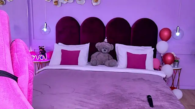 SweetyLicky online show from November 21, 2025, 4:17 pm