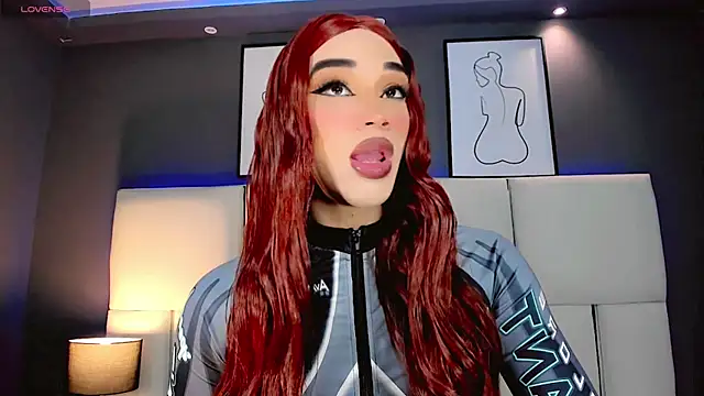 Valeriasmiithh online show from November 8, 2025, 8:45 pm