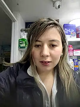 Snapshot of Sophie_del_Castillo chatting on January 7, 2026, 12:48 am Sophie del Castillo online show from January 7, 2026, 12:48 am