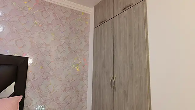 CataRicci online show from February 22, 2026, 1:57 pm