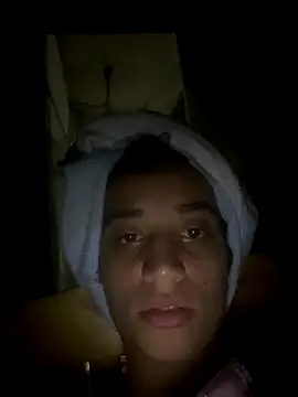 Snapshot of Larissa41 chatting on January 6, 2026, 12:03 am Larissa41 online show from January 6, 2026, 12:03 am