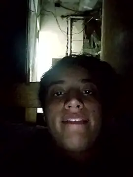 Snapshot of Larissa41 chatting on January 7, 2026, 10:15 pm Larissa41 online show from January 7, 2026, 10:15 pm