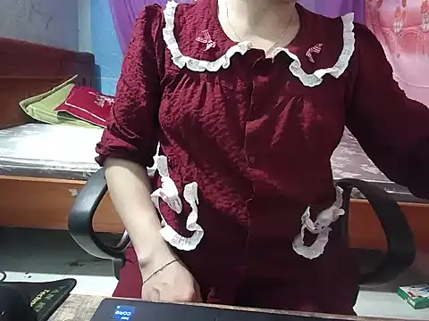 Snapshot of Xue_weng chatting on May 13, 2026, 12:34 pm Xue weng online show from May 13, 2026, 12:34 pm