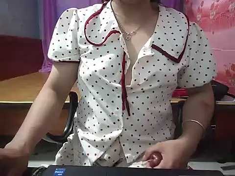 Snapshot of Xue_weng chatting on May 28, 2026, 4:24 pm Xue weng online show from May 28, 2026, 4:24 pm