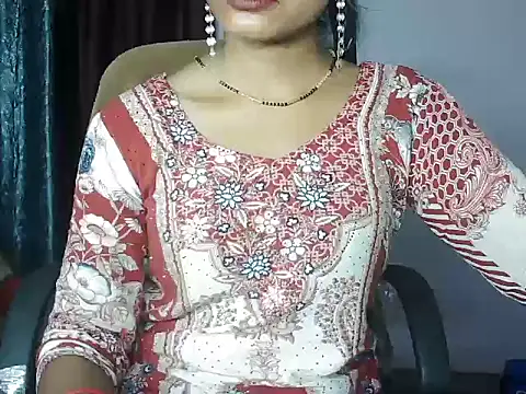 Snapshot of ROSE_GOLDE chatting on July 22, 2026, 4:25 am ROSE GOLDE online show from July 22, 2026, 4:25 am