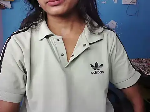 Snapshot of ROSE_GOLDE chatting on July 31, 2026, 3:31 pm ROSE GOLDE online show from July 31, 2026, 3:31 pm