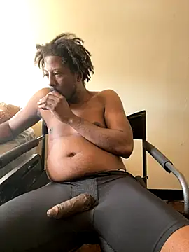 viceutk1 online show from October 22, 2025, 2:38 pm