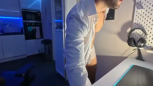 Snapshot of boiteasex chatting on September 15, 2025, 3:34 pm boiteasex online show from September 15, 2025, 3:34 pm