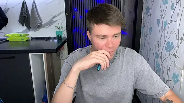 holy eggs 02 online show from September 10, 2025, 7:02 pm