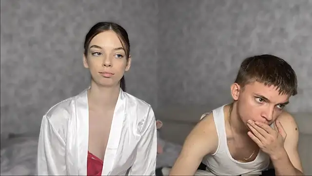 Snapshot of AsyaSky chatting on September 17, 2025, 4:42 pm AsyaSky online show from September 17, 2025, 4:42 pm