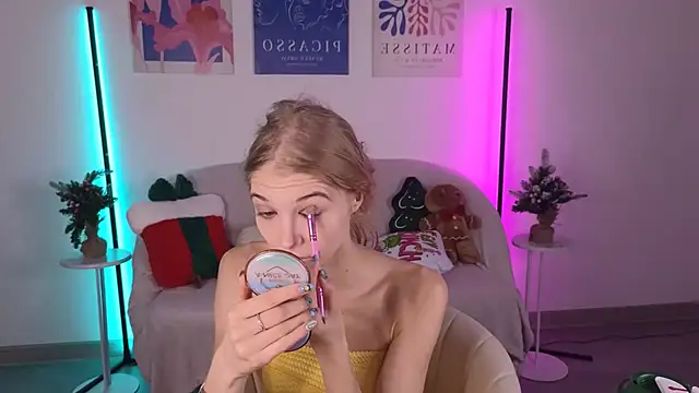 Snapshot of 4example_Chloe chatting on January 13, 2026, 11:14 am 4example Chloe online show from January 13, 2026, 11:14 am