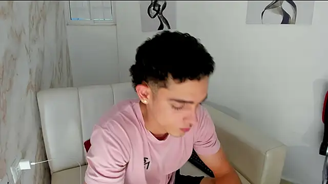 Snapshot of nathan_shimmer chatting on October 17, 2025, 9:16 pm nathan shimmer online show from October 17, 2025, 9:16 pm