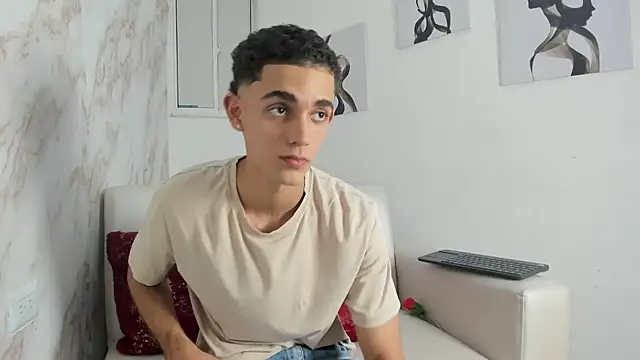 Snapshot of nathan_shimmer chatting on September 9, 2025, 10:41 pm nathan shimmer online show from September 9, 2025, 10:41 pm