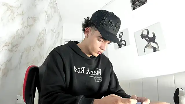 Snapshot of nathan_shimmer chatting on November 21, 2025, 2:16 pm nathan shimmer online show from November 21, 2025, 2:16 pm