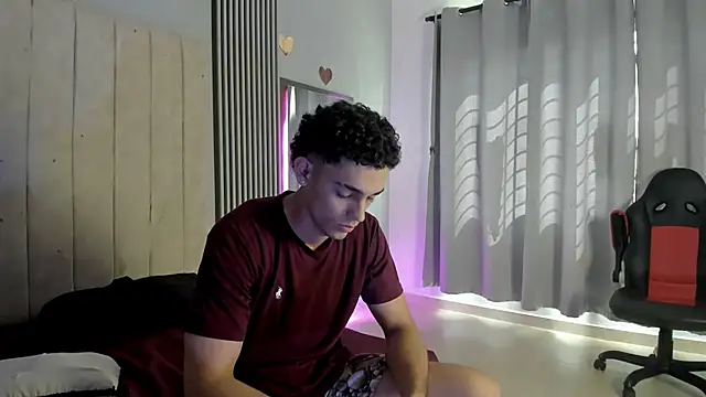 Snapshot of nathan_shimmer chatting on December 3, 2025, 2:49 pm nathan shimmer online show from December 3, 2025, 2:49 pm