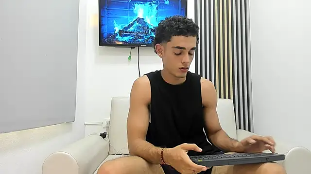 Snapshot of nathan_shimmer chatting on October 14, 2025, 3:45 pm nathan shimmer online show from October 14, 2025, 3:45 pm