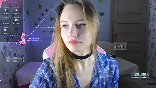 Snapshot of Armurra15 chatting on November 19, 2025, 3:28 am Armurra15 online show from November 19, 2025, 3:28 am