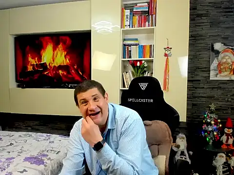 SpartacusDaddy48 online show from February 12, 2026, 5:45 pm