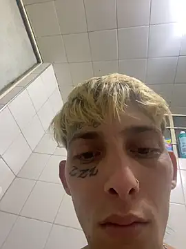 Snapshot of KinkyLatinCock chatting on October 28, 2025, 1:54 pm KinkyLatinCock online show from October 28, 2025, 1:54 pm