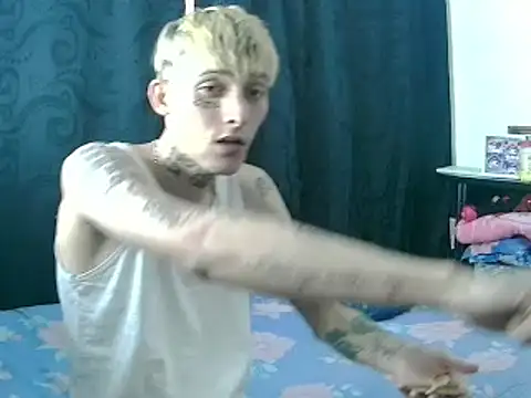 Snapshot of KinkyLatinCock chatting on October 17, 2025, 10:33 pm KinkyLatinCock online show from October 17, 2025, 10:33 pm