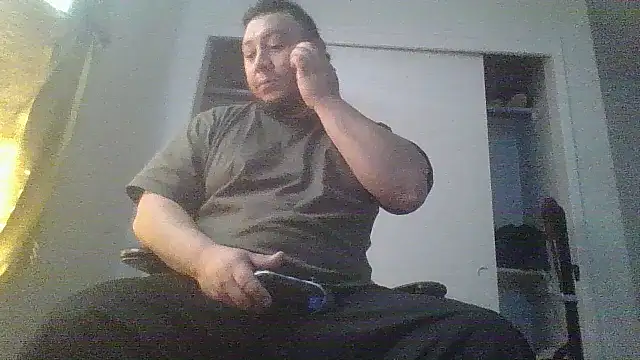 Snapshot of raredick chatting on December 16, 2025, 10:03 pm raredick online show from December 16, 2025, 10:03 pm