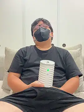 I SHO0106 online show from October 13, 2025, 10:06 am